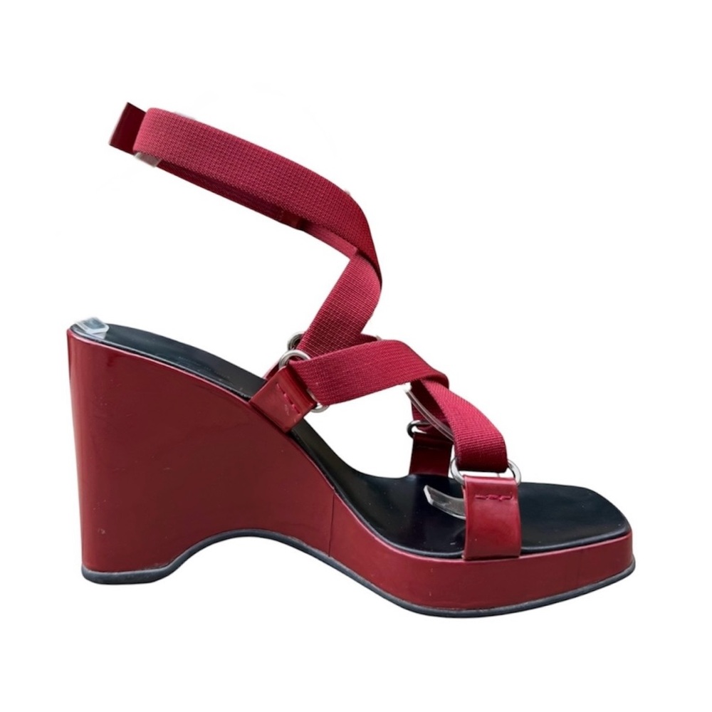 Gucci Red Ankle Strap Platform Heels Pumps Sandals size 38